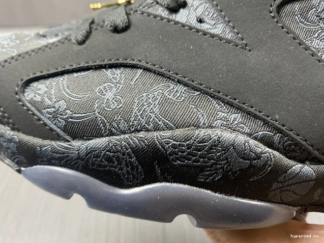 (W) 6 Retro Triple Jordan DB9818-001 SD Black 0803